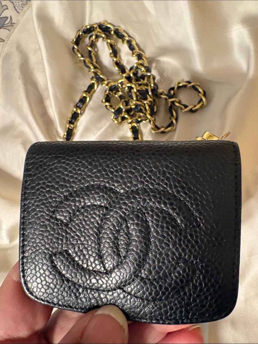 CHANEL Black Caviar Leather Phone Pouch with Embossed CC Flap - Picture 4 of 7